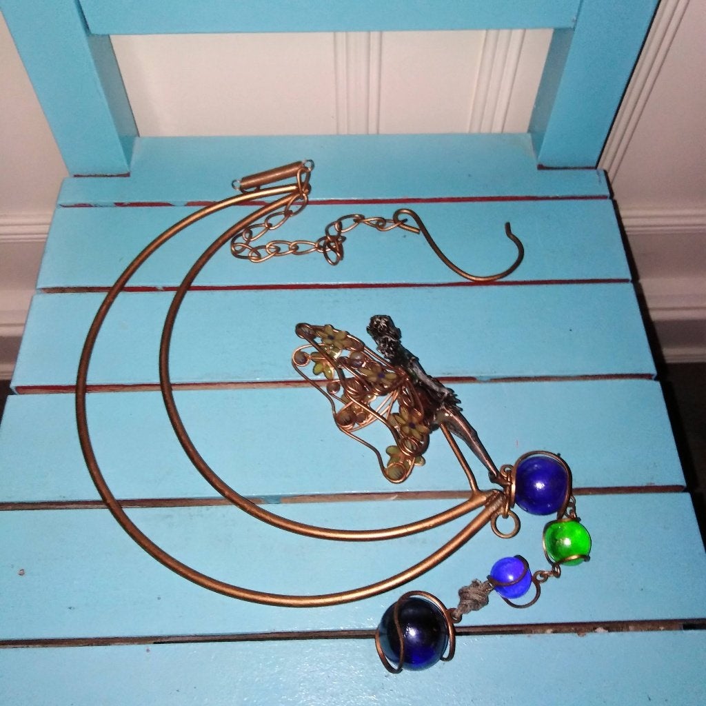 Hanger met elfje, maan en gekleurde bolletjes, Ophalen, Gebruikt