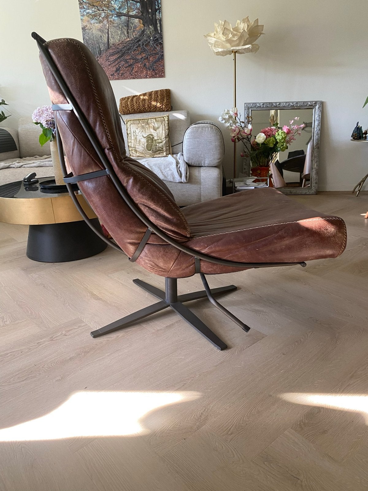 Anker draai-kantelbare fauteuil met voetbank, verouderd leer, Ophalen, Zo goed als nieuw, 50 tot 75 cm, Leer