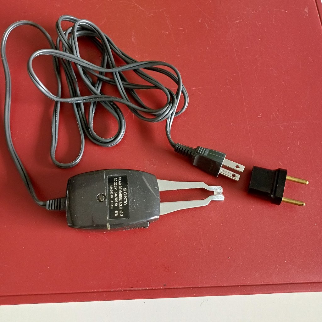 Tapedeck Sony Demagnetizer + Div, Ophalen of Verzenden, Bandrecorder