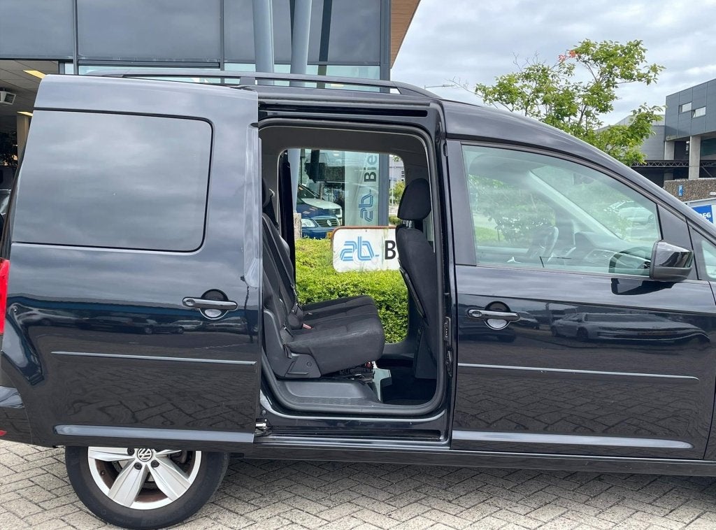 Volkswagen Caddy 1.4 TSI 92KW (bj 2017, automaat), Auto's, Volkswagen, Automaat, 12 maanden, Gebruikt, Zwart