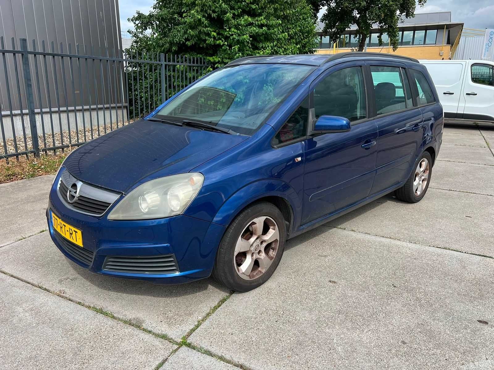 Opel Zafira 1.6 Enjoy 77-RT-RT, Auto's, Voorwielaandrijving, Gebruikt, 4 cilinders, Blauw