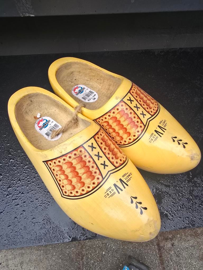Nieuwe Gele Klompen Maat 36 - Made in Holland, Ophalen of Verzenden, Nieuw, Overige typen