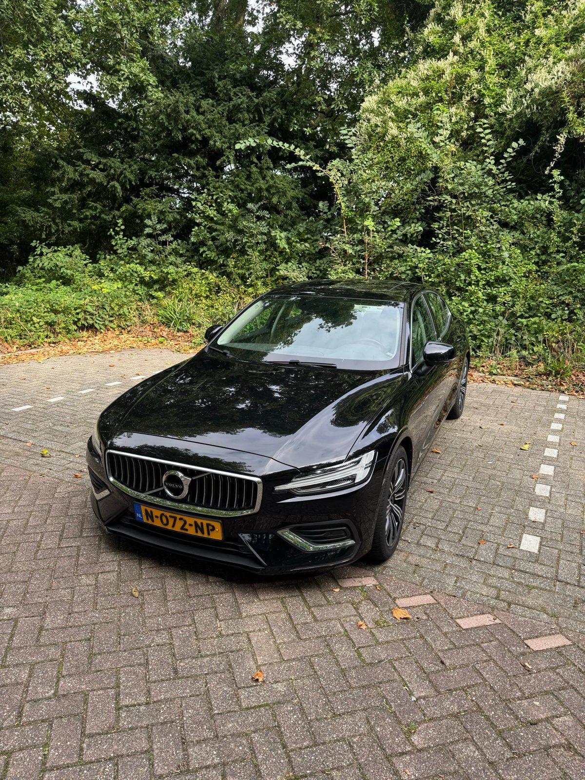Volvo S60 B3 163pk Geartronic Mild Hybrid 2021 Zwart, Auto's, 15 km/l, 1800 kg, 4 cilinders, 1969 cc
