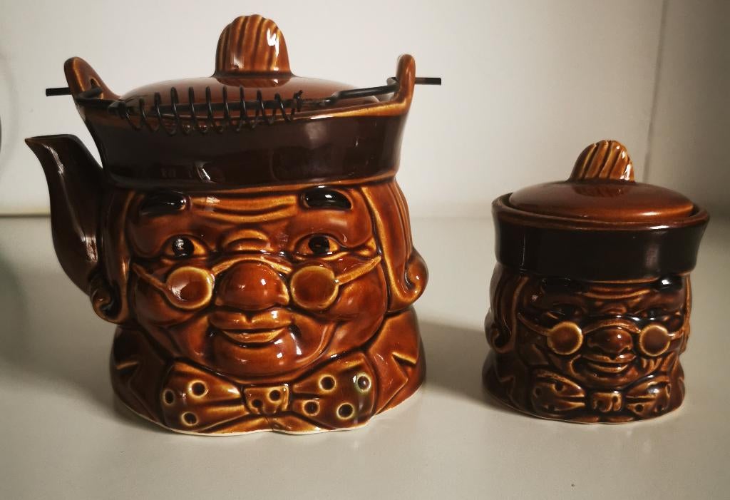 Opa Theepot met Suikerpot jaren 50, Antiek en Kunst, Ophalen of Verzenden