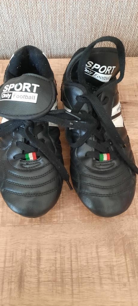 Voetbalschoenen(35) nwVaste prijs€12,50, Maat XS of kleiner, Verzenden, Schoenen