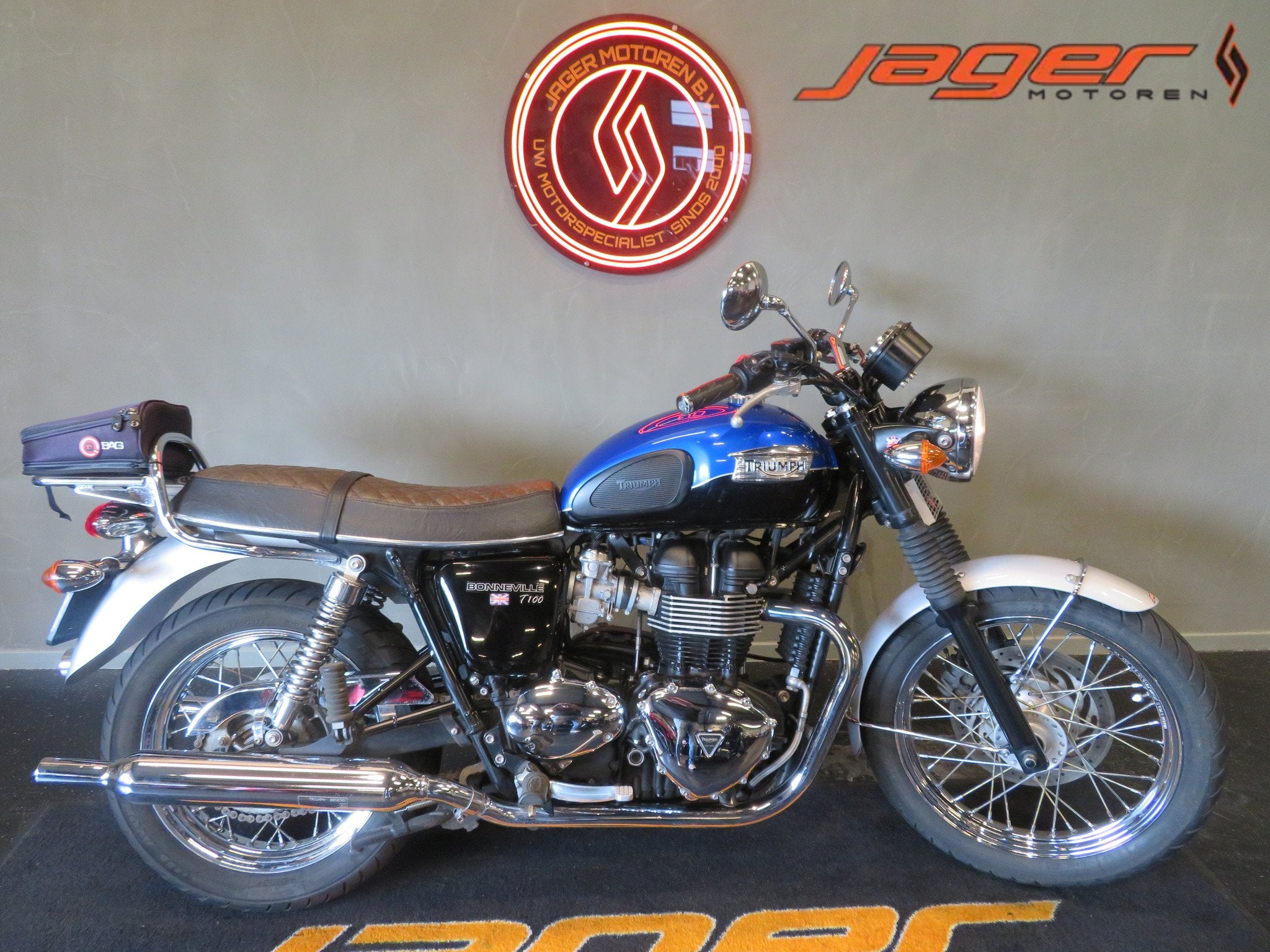 Triumph BONNEVILLE T100 SUPERFRAAI! (bj 2014), 744 cc, Bedrijf, Naked bike