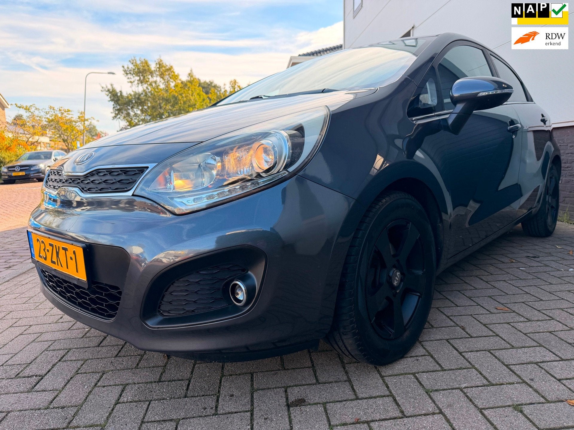 Kia Rio 1.2 CVVT Design Edition/Cruise-c/Led/PDC/Volledig on, Auto's, Euro 5, 4 cilinders, Origineel Nederlands, Bedrijf