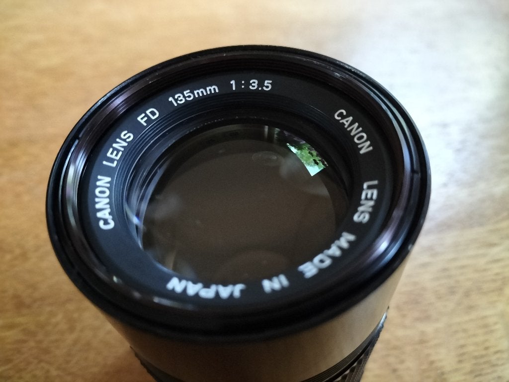 Canon FD 135 3,5 tele-objectief., Canon, Canon FD, Zo goed als nieuw, Zonnekap