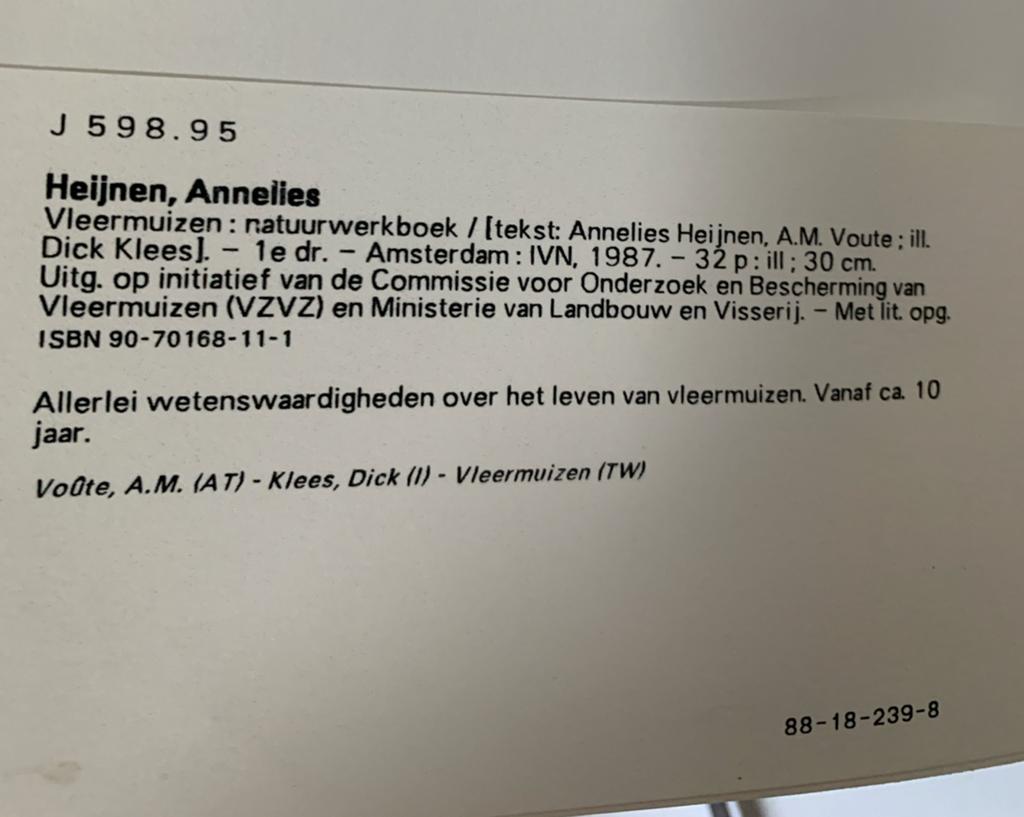 Vleermuizen Natuurwerkboek - Heijnen & Voute (1987), Boeken, Ophalen of Verzenden, Gelezen, Natuur algemeen