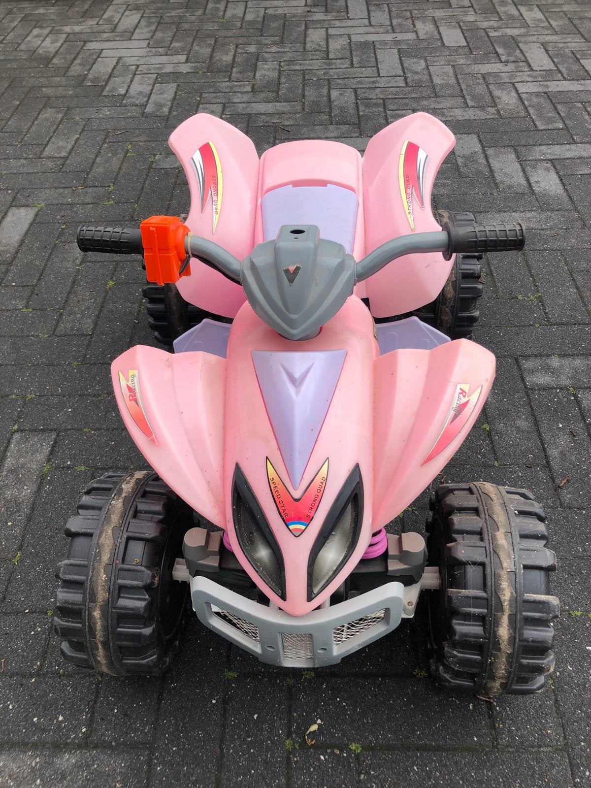 Roze elektrische kinderquad, Ophalen, Gebruikt