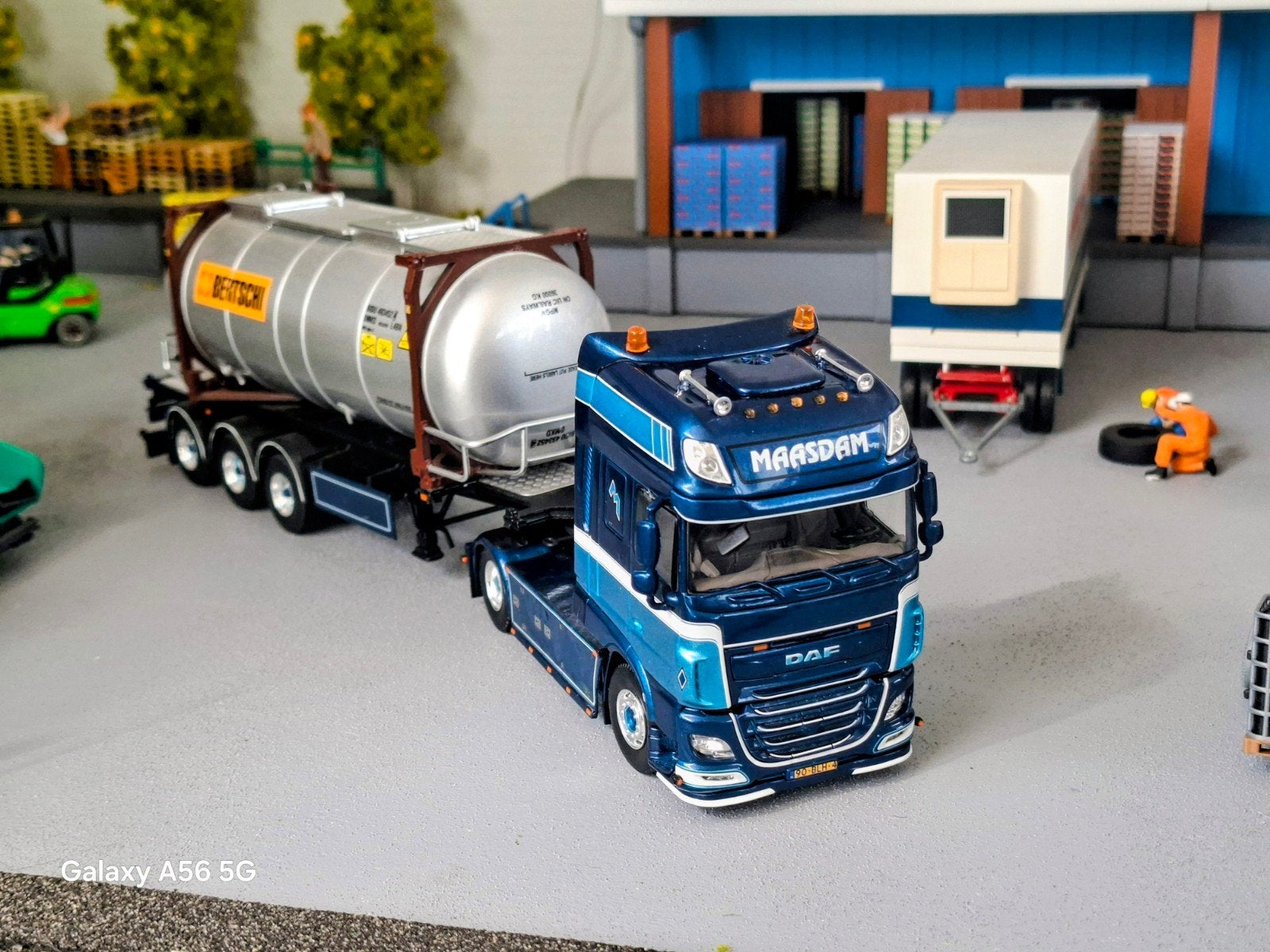 Tekno Maasdam, Ophalen of Verzenden, Zo goed als nieuw, Bus of Vrachtwagen, Tekno