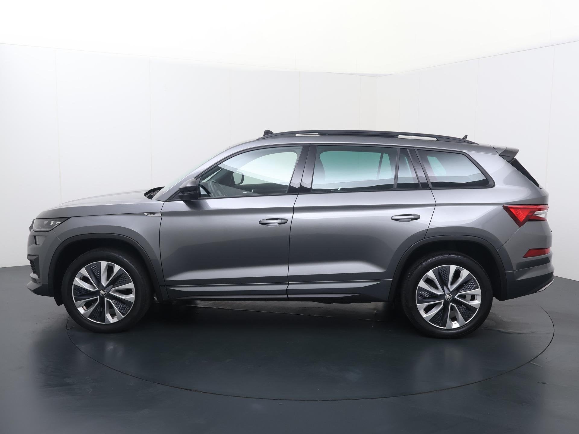 Skoda Kodiaq 1.5 TSI Sportline Business 7p. | 150 PK | Autom, 12 maanden, 4 cilinders, 14 km/l, Bedrijf