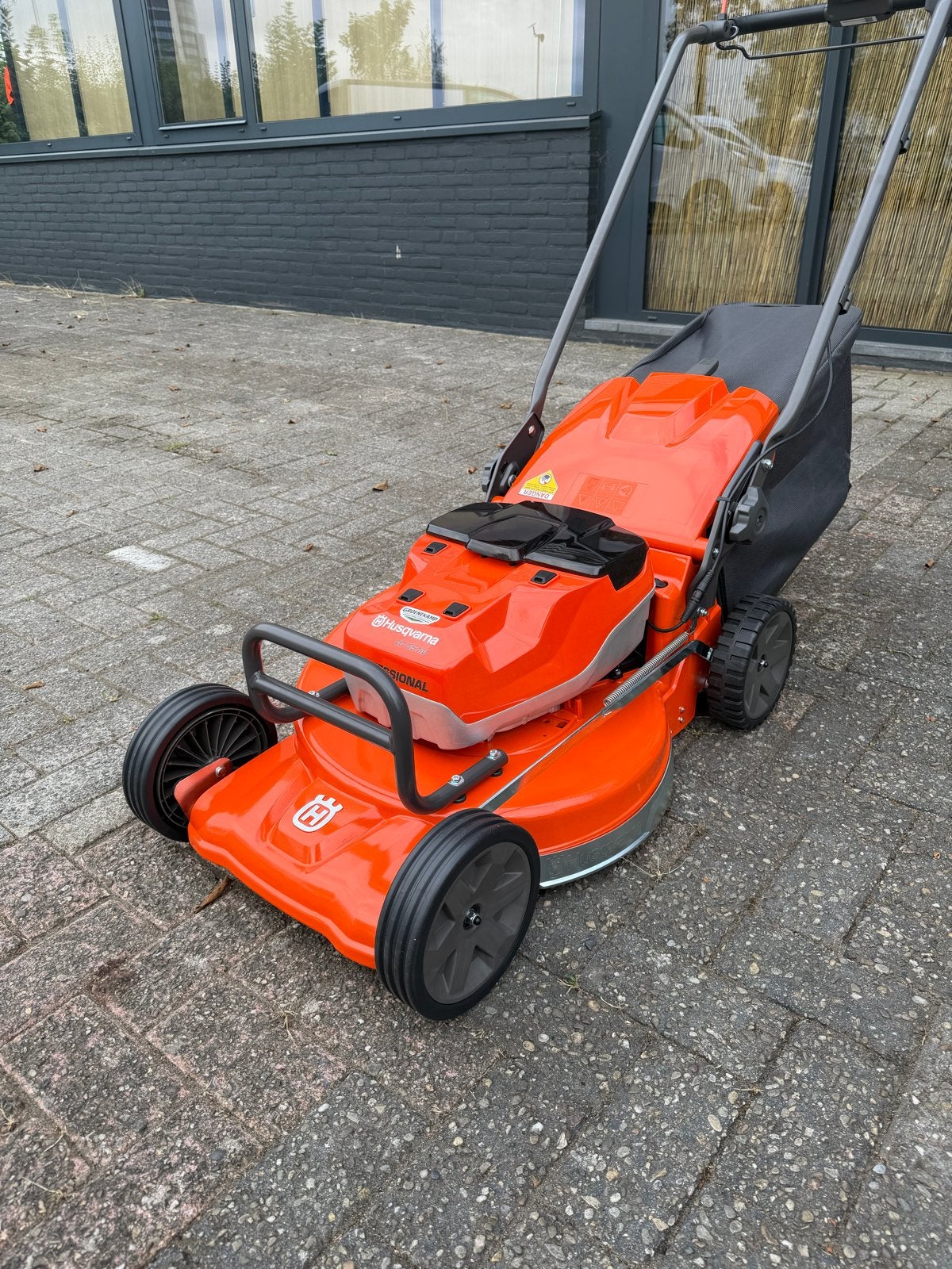 Husqvarna LC 551iV loopmaaier -, Ophalen, Cirkelmaaier, Elektrische grasmaaier, Nieuw