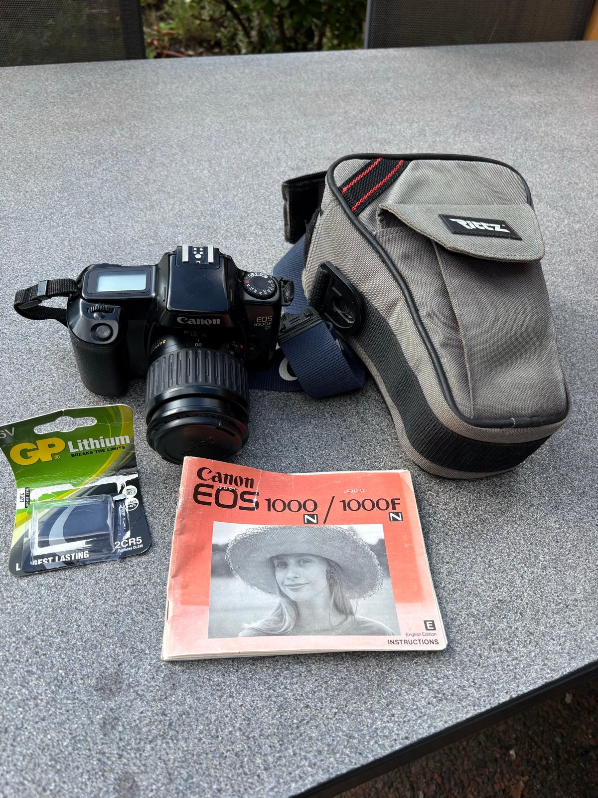 Canon EOS 1000F n Spiegelreflexcamera met lens en tas, Audio, Tv en Foto, Fotocamera's Analoog, Ophalen of Verzenden, Gebruikt