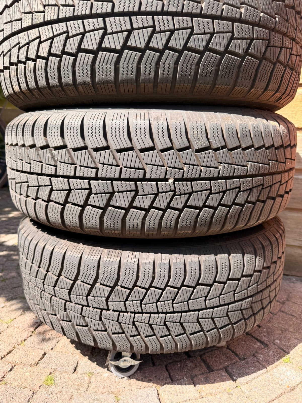 Winterbanden set zgan 205/60 R16, Ophalen