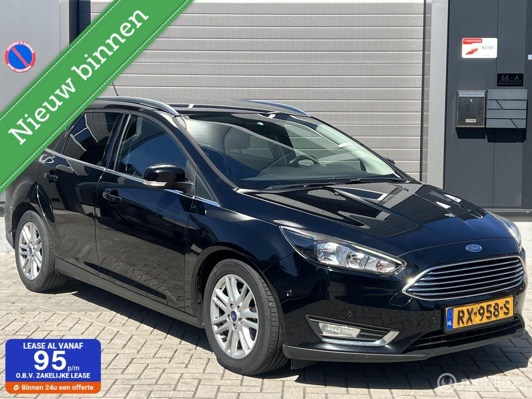 Ford Focus Wagon 1.0 Titanium, Auto's, Ford, 125 pk, Gebruikt, Euro 6, Zwart