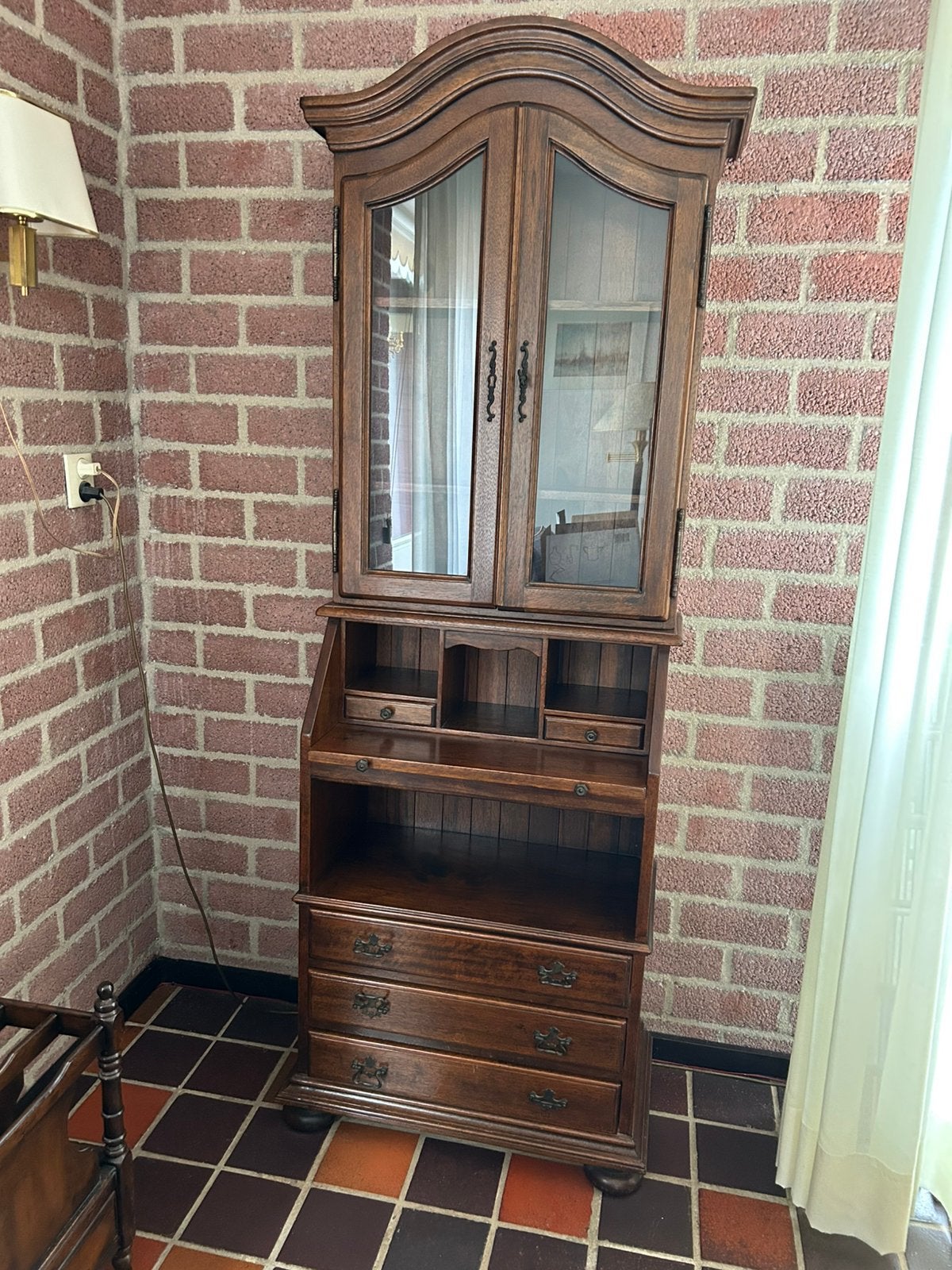 Vitrine kast 178cm, Huis en Inrichting, Ophalen, Gebruikt, 50 tot 100 cm, Met lade(s)