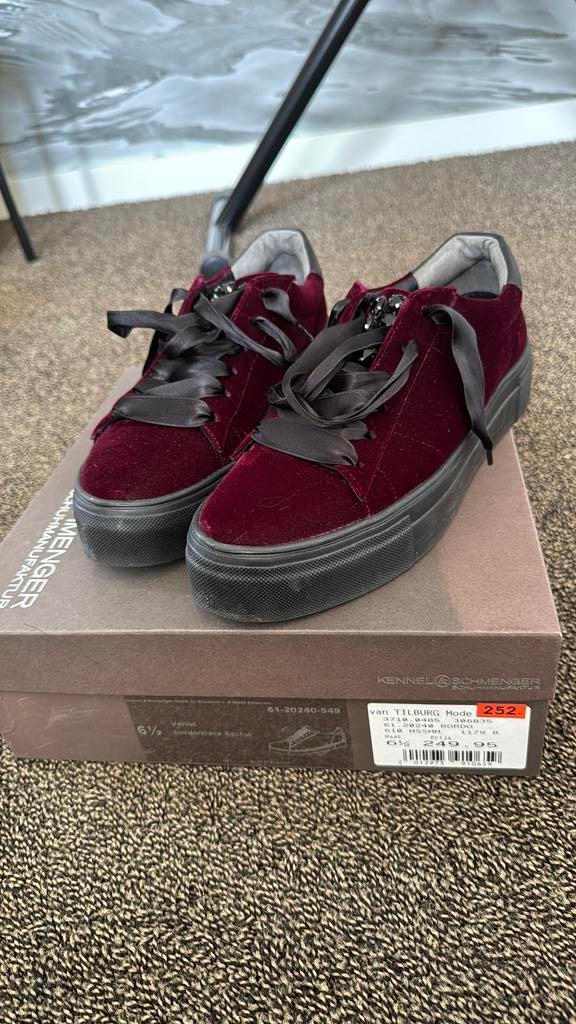 Kennel en Schmenger Bordeaux sneaker maat 6.5, Ophalen of Verzenden, Zo goed als nieuw, Overige kleuren
