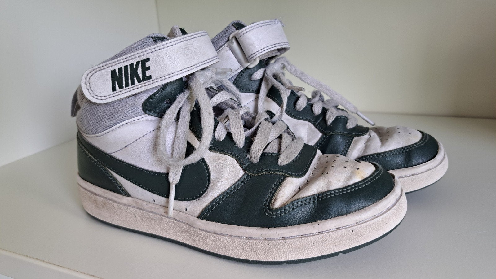 Hoge Wit/Groene Nike sneakers maat 38, Wit, Nike, Ophalen of Verzenden, Sneakers of Gympen