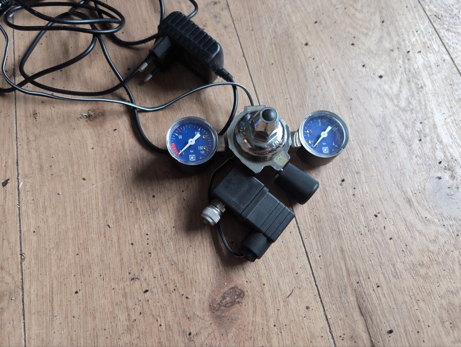 Druk ventiel JBL CO 2, Ophalen