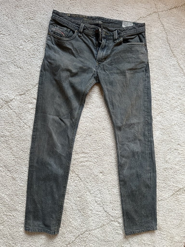 DIESEL Thavar - 33/34 - uitstekende staat - washing 0807C, Ophalen of Verzenden, Zo goed als nieuw, W33 - W34 (confectie 48/50)
