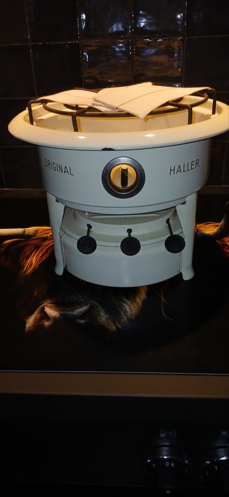 Prachtig 3 pits creme kleur petroleumstel Original Haller, Ophalen of Verzenden
