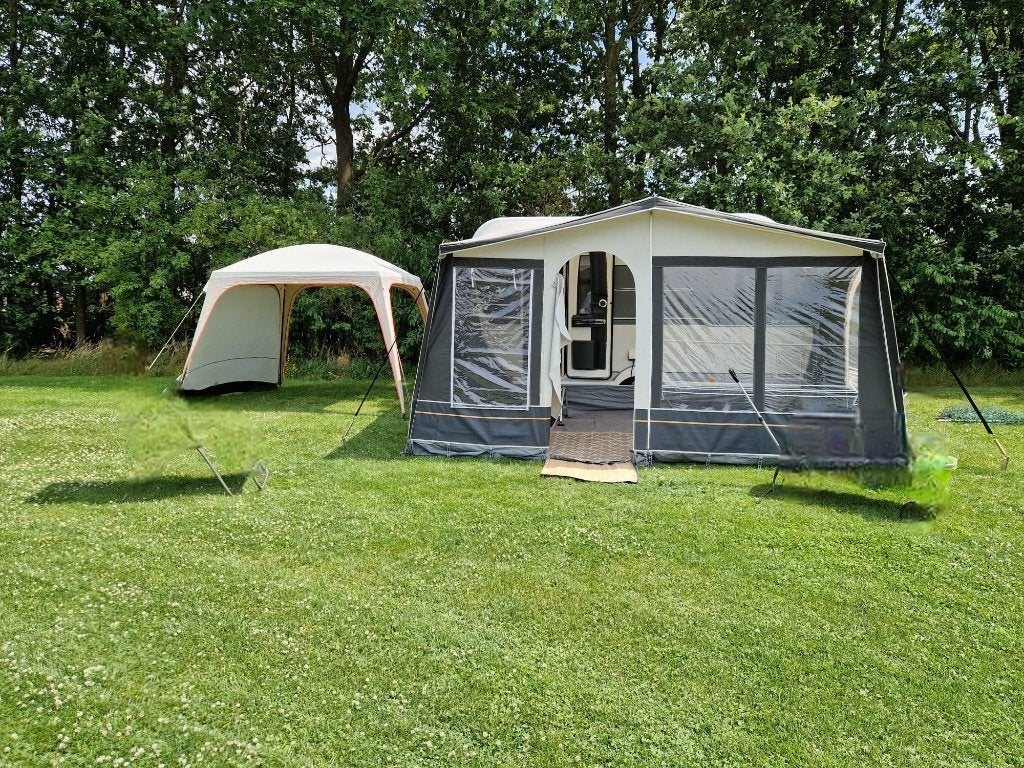 Mein Hobby 400 SFE deluxe caravan, Caravans en Kamperen, Hobby, Treinzit, Particulier, 4 tot 5 meter