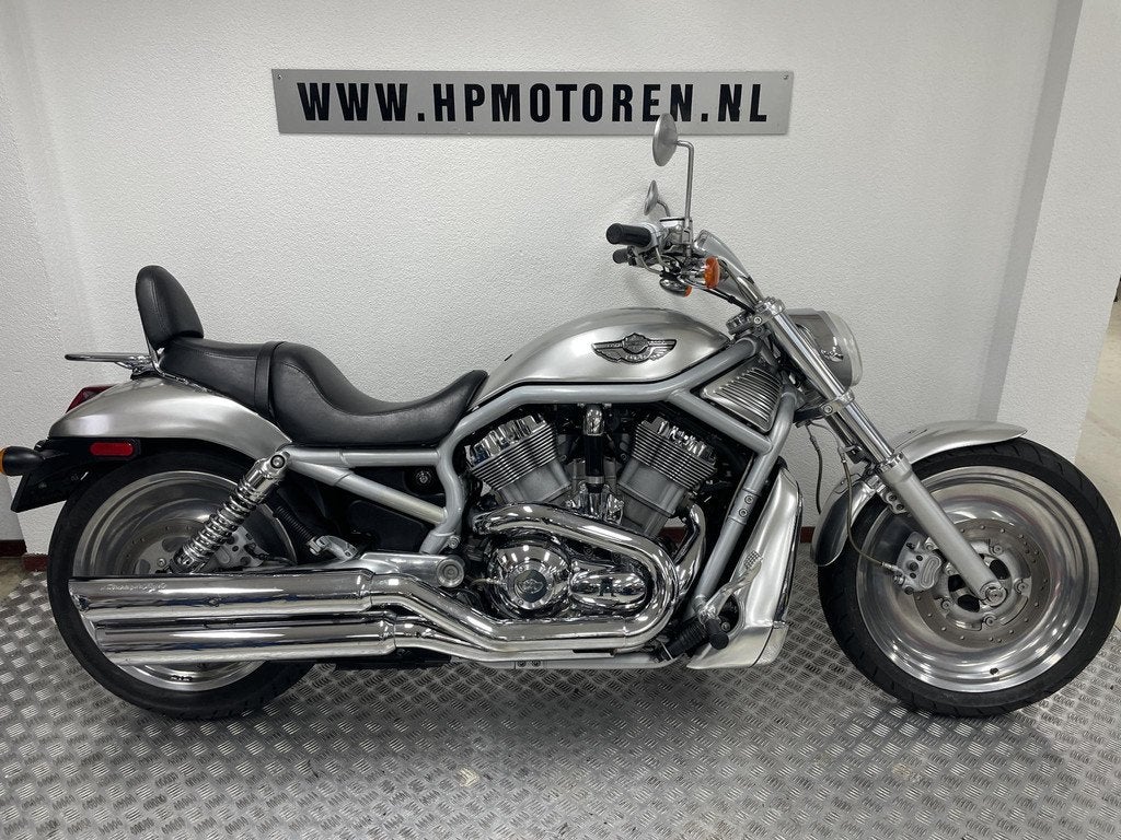 Harley Davidson VRSCA V ROD V-ROD 100 TH. ANNIVERSARY 1903 /, Motoren, Motoren | Harley-Davidson, Laan van Vredenoord 33
2289 DA  Rijswijk, NL