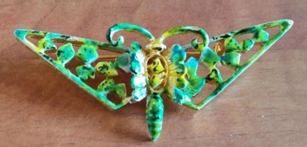 Hattie Carnegie broche groene vlinder, Overige materialen, Ophalen of Verzenden, Zo goed als nieuw, Groen