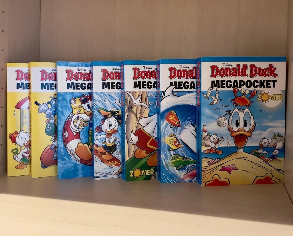 Prachtige set van 14 Donald Duck Mega pockets (zomer/winter), Meerdere stripboeken, Ophalen of Verzenden, Zo goed als nieuw, Donald Duck