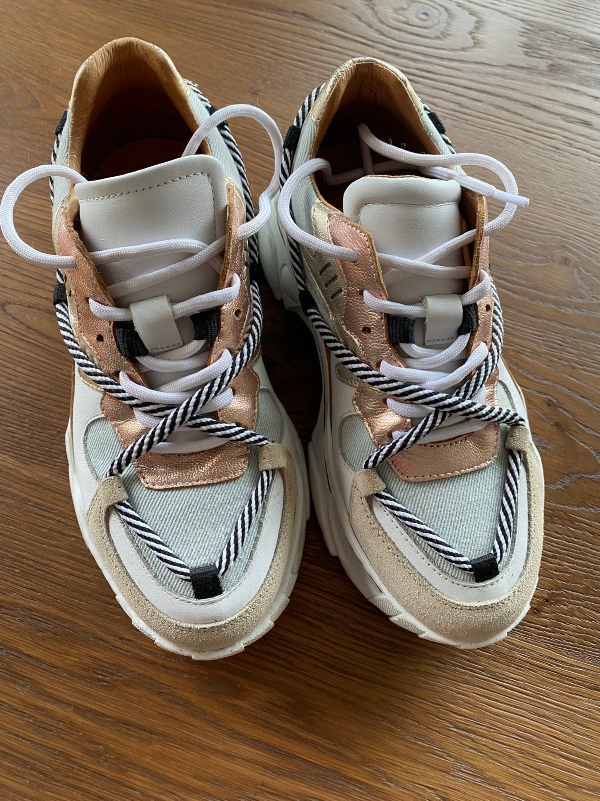 Dwrs sneakers 38, Ophalen of Verzenden, Zo goed als nieuw, Sneakers of Gympen