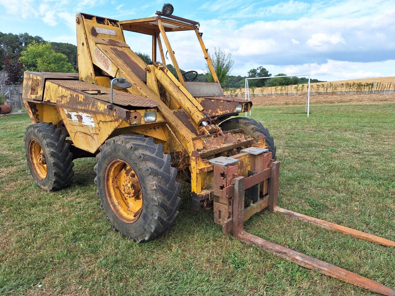 Sambron J24S loader / shovel, Ophalen, Wiellader of Shovel