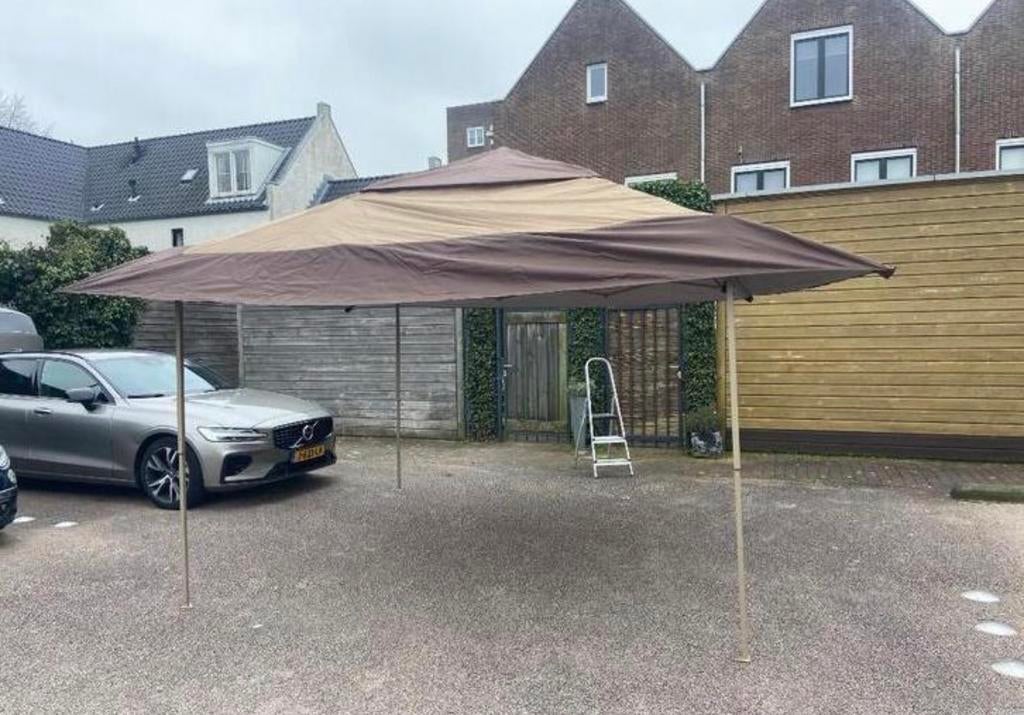 E-Z UP Partytent - Bruin/Beige - Snel Opzetbaar, Tuin en Terras, Partytenten, Gebruikt, Partytent, 2 meter of meer, 5 tot 8 meter
