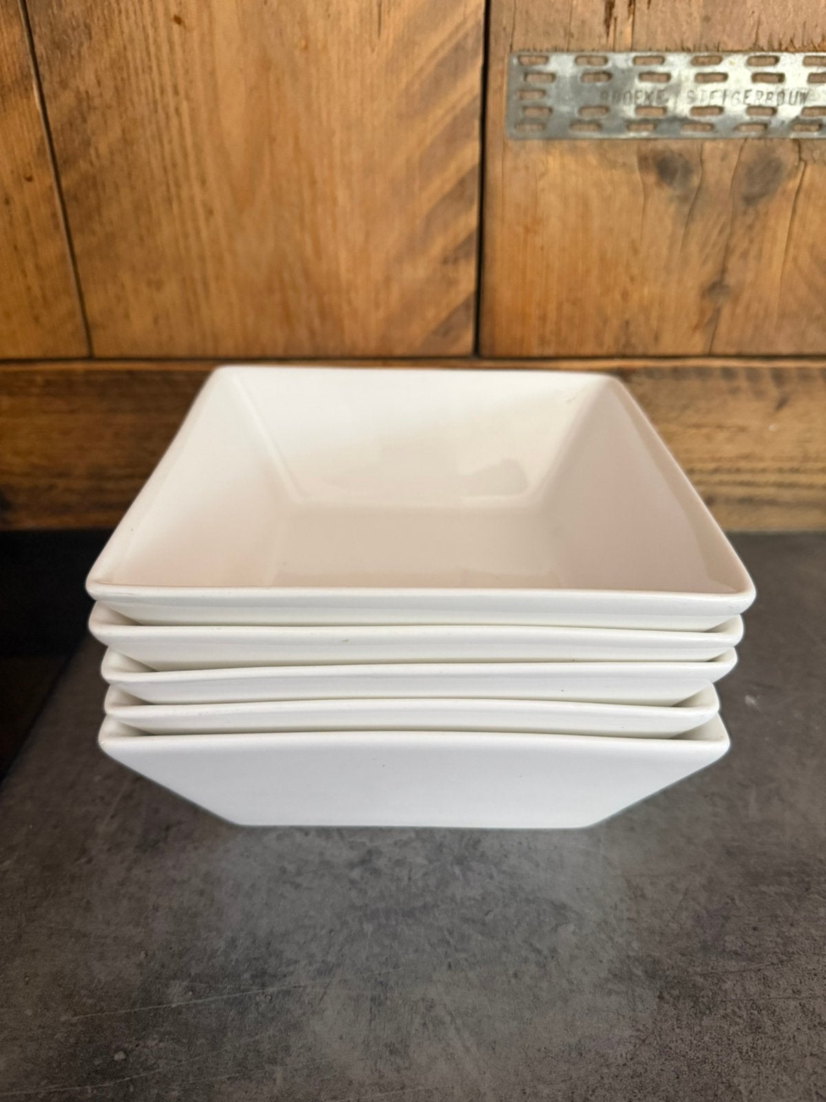 Vierkante borden / kommen voor kwark of dessert 5 stuks, Gebruikt, Ophalen of Verzenden, Bord(en), Overige stijlen