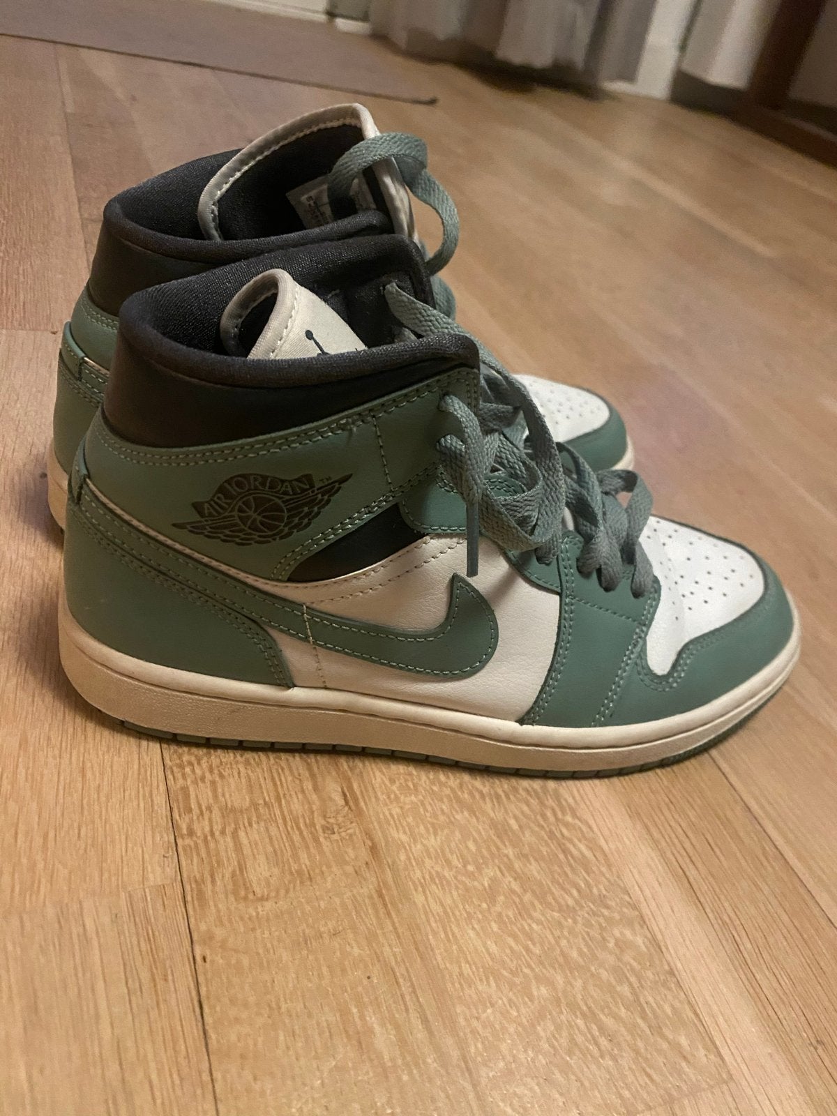 Jordan sneakers maat 40, Ophalen of Verzenden, Gedragen, Groen, Sneakers of Gympen
