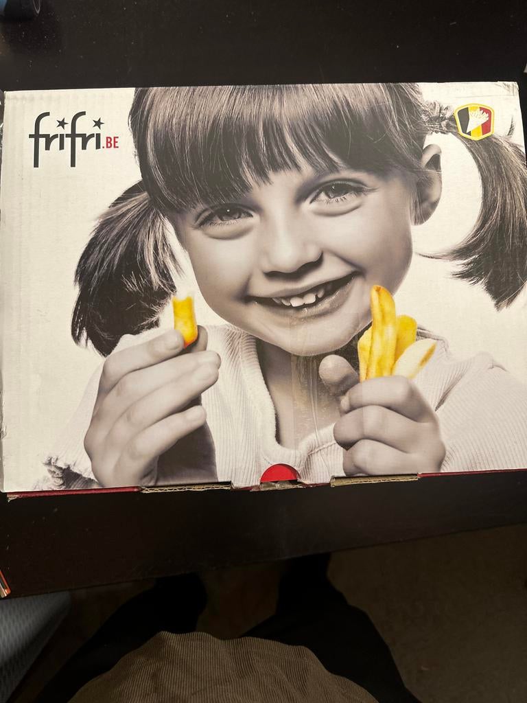 Nieuwe Frifri friteuse - Ongebruikt in doos, ., Nieuw, Ophalen of Verzenden, .