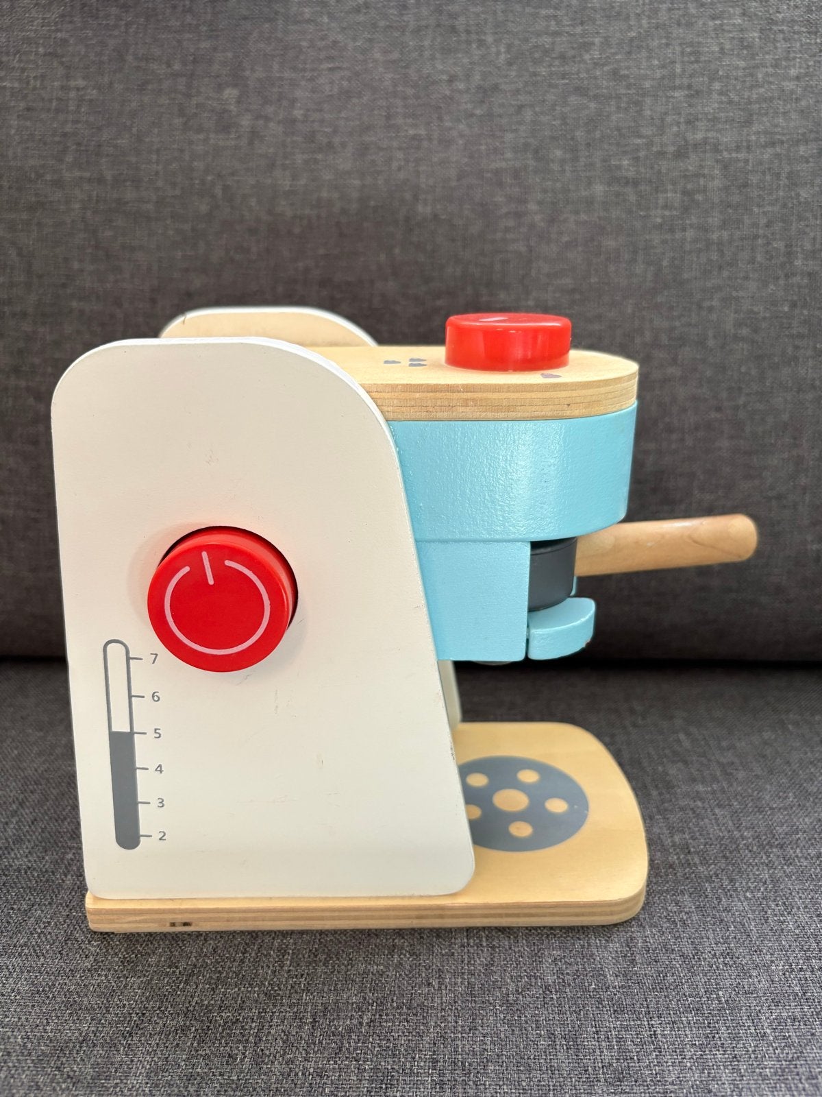 Playtive Houten Koffiezetapparaat Speelgoed, Ophalen of Verzenden, Zo goed als nieuw, Meubelstuk of Keukentje