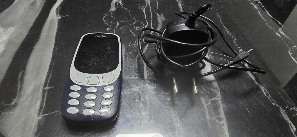 nokia 3310 met lader verder niets erbij werkt nog prima, Ophalen, Gebruikt, Blauw, Geen camera