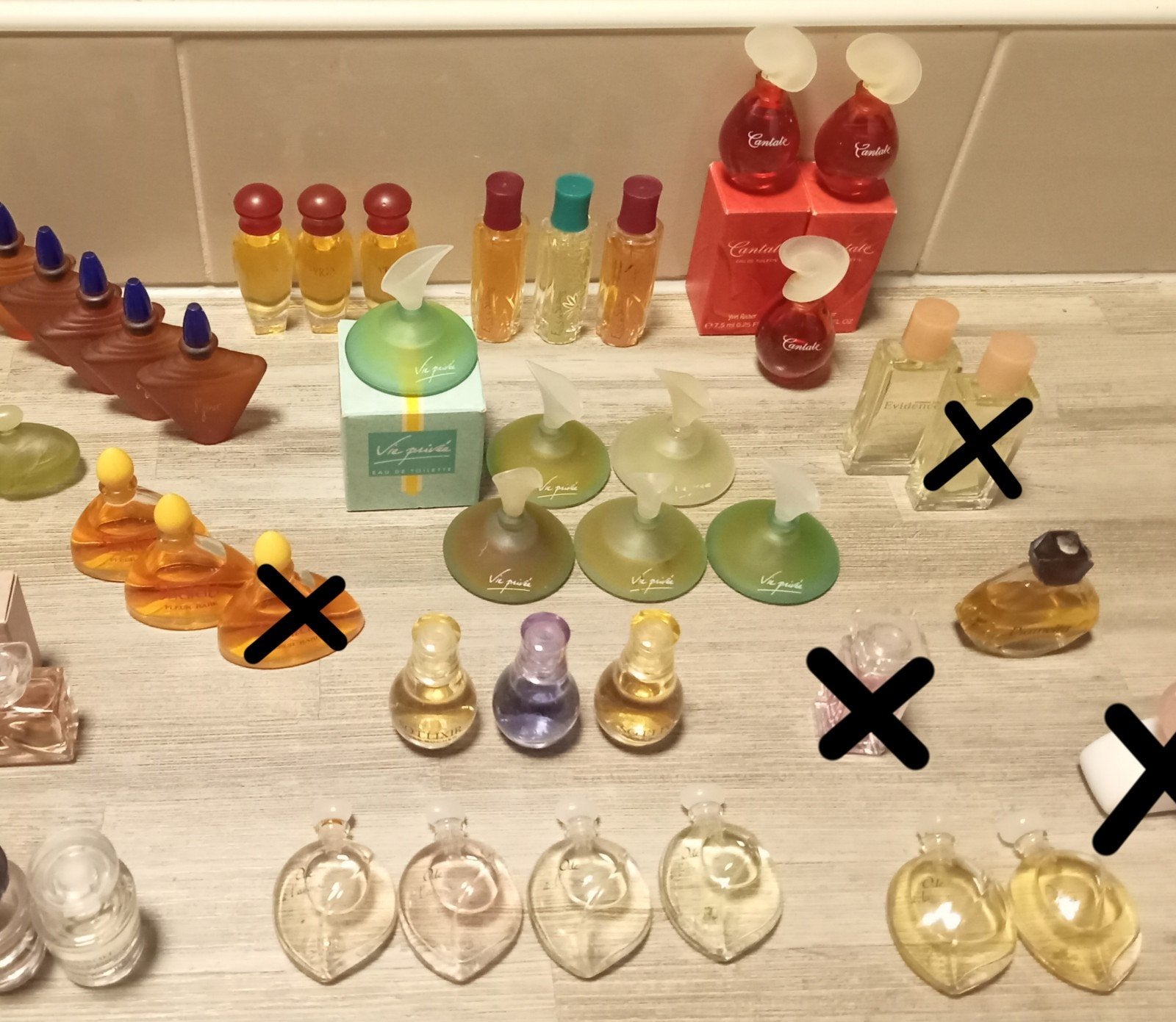 Grote verzameling Yves Rocher parfum miniaturen, Ophalen of Verzenden, Zo goed als nieuw, Miniatuur, Gevuld