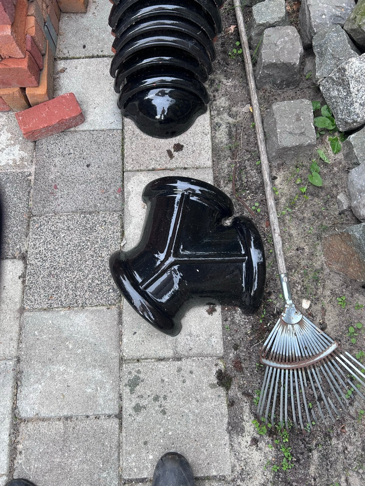 VHV Zwart Verglaasd Broekstuk, Ophalen, Gebruikt