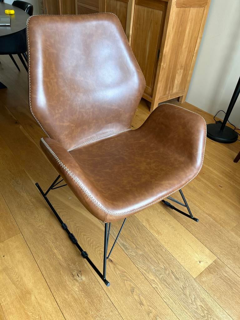 Ilva schommelstoel, scandinavisch design, Huis en Inrichting, Ophalen, Bruin, Leer, Zo goed als nieuw