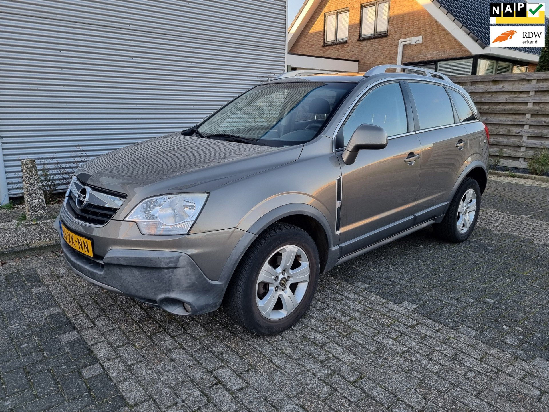 Opel Antara 2.4-16V Enjoy 4WD Airco! Navi! Bj:2007 NAP!, Auto's, Opel, Stoelverwarming, Gebruikt, 4 cilinders, Beige