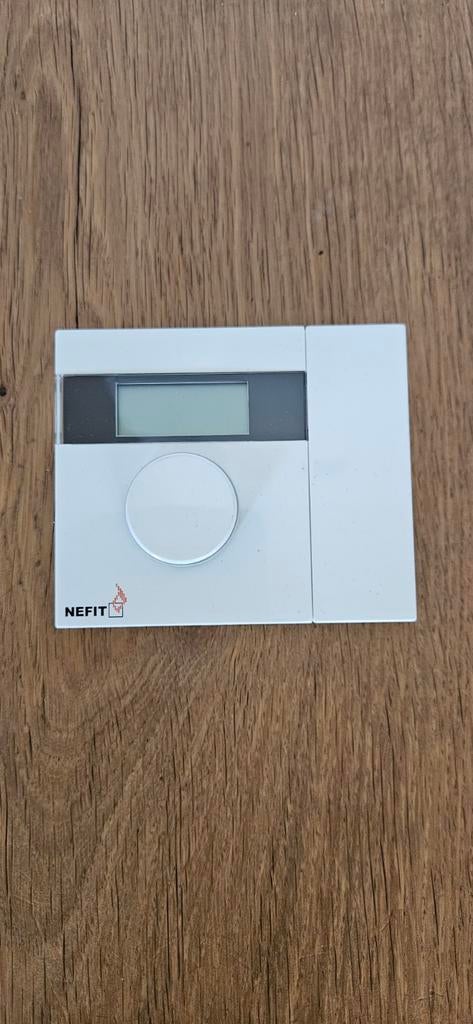 Nefit Kamerthermostaat - Eenvoudige Bediening, Ophalen of Verzenden