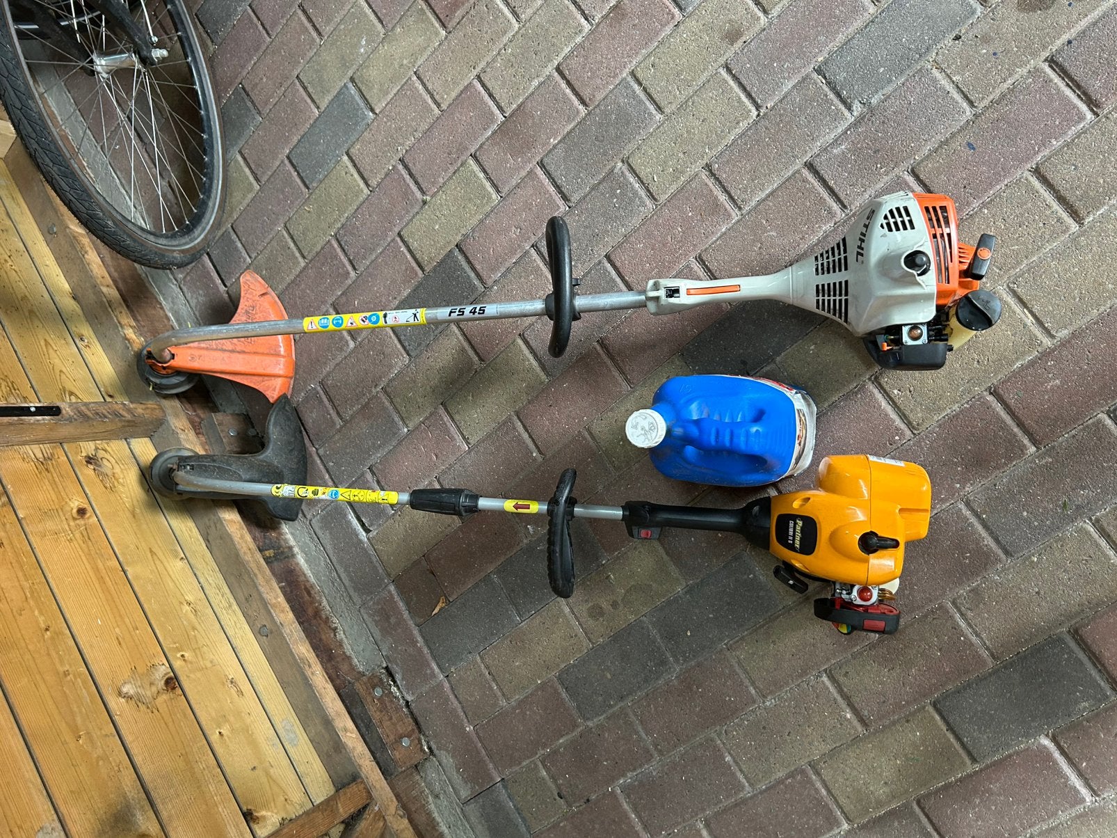 Partner colibri 2 s (husqvarna), Ophalen, Zo goed als nieuw, 10 tot 30 cm, Benzine