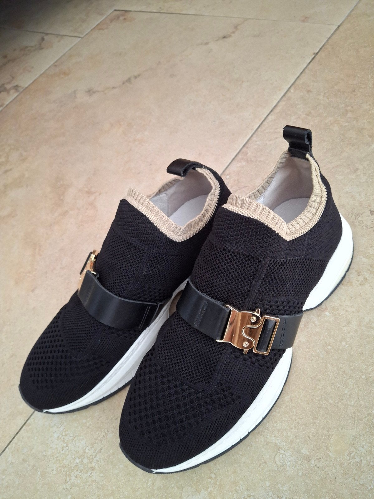 Via Vai lage sneakers, nieuw !!!, Kleding | Dames, Via Vai, Beige, Ophalen of Verzenden, Sneakers of Gympen
