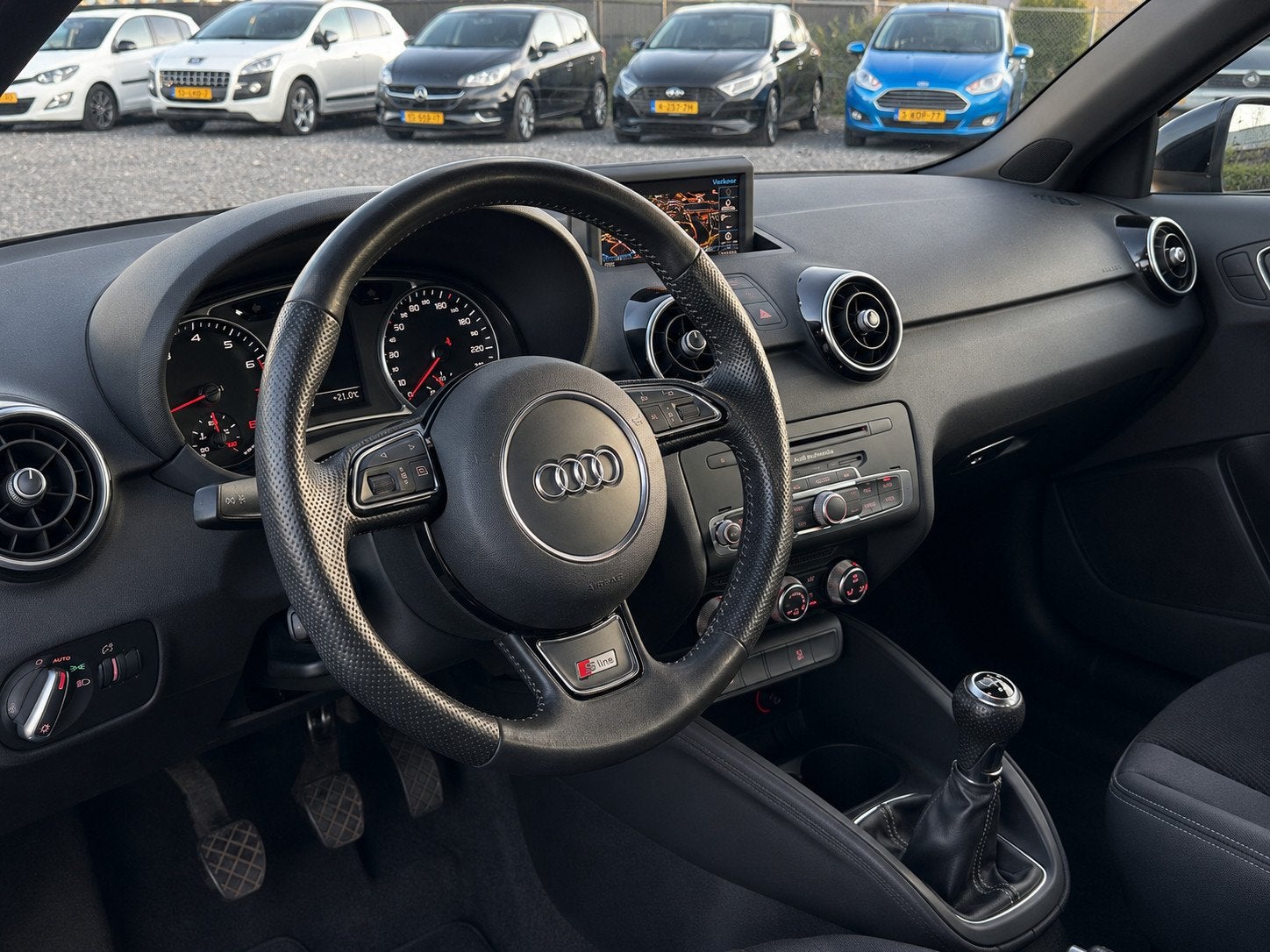 Audi A1 Sportback 1.2 TFSI Pro Line S/ NIEUWSTAAT!, Voorwielaandrijving, Euro 5, 86 pk, Zwart