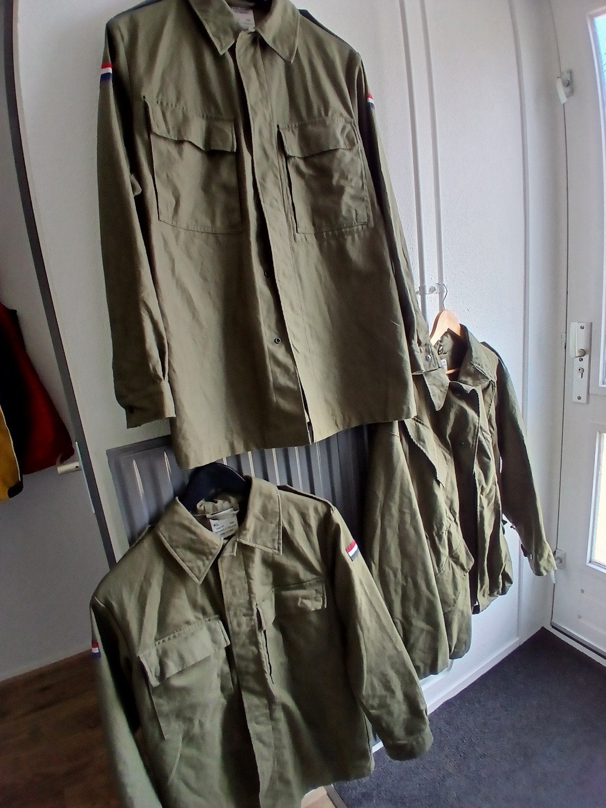 3 stuks legerkleding,perfecte staat 1988, Verzamelen, Militaria | Algemeen, Ophalen of Verzenden, Landmacht, Nederland