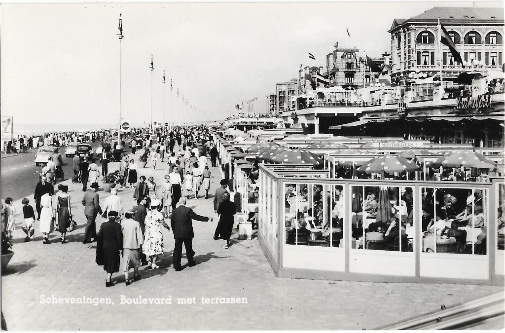 Scheveningen, Boulevard, terrassen, veel volk, Verzenden, 1940 tot 1960, Ongelopen, Zuid-Holland