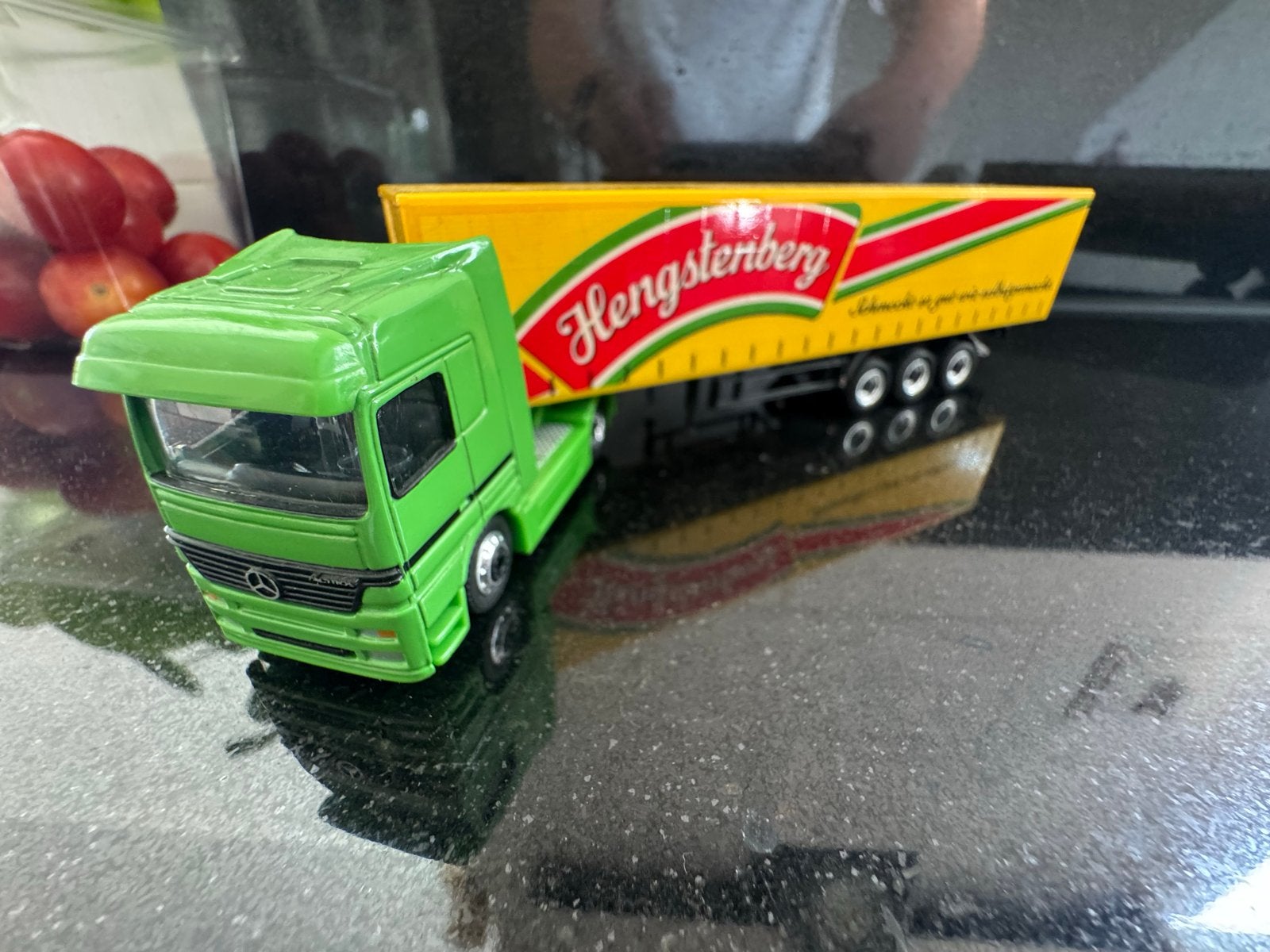 Set van 3 modelvrachtwagens: Volvo, Scania, Mercedes, Overige merken, Gebruikt, 1:50 of kleiner, Ophalen of Verzenden