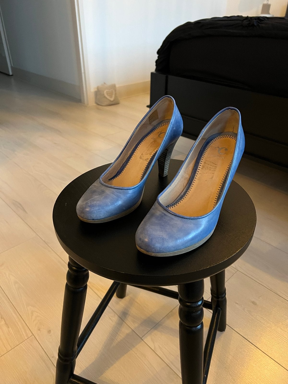 Stijlvolle blauwe pumps met hak - Maat 38, Ophalen of Verzenden, Zo goed als nieuw, Blauw, Pumps